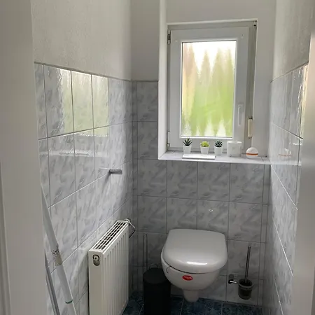 Ruhige Drei Lägenhet Birenbach