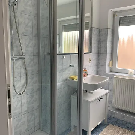 Lägenhet Ruhige Drei Birenbach